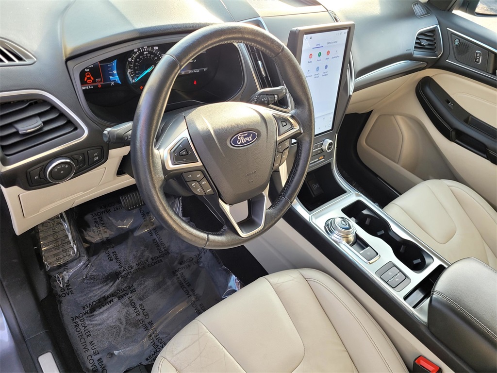 2022 Ford Edge Titanium photo 14