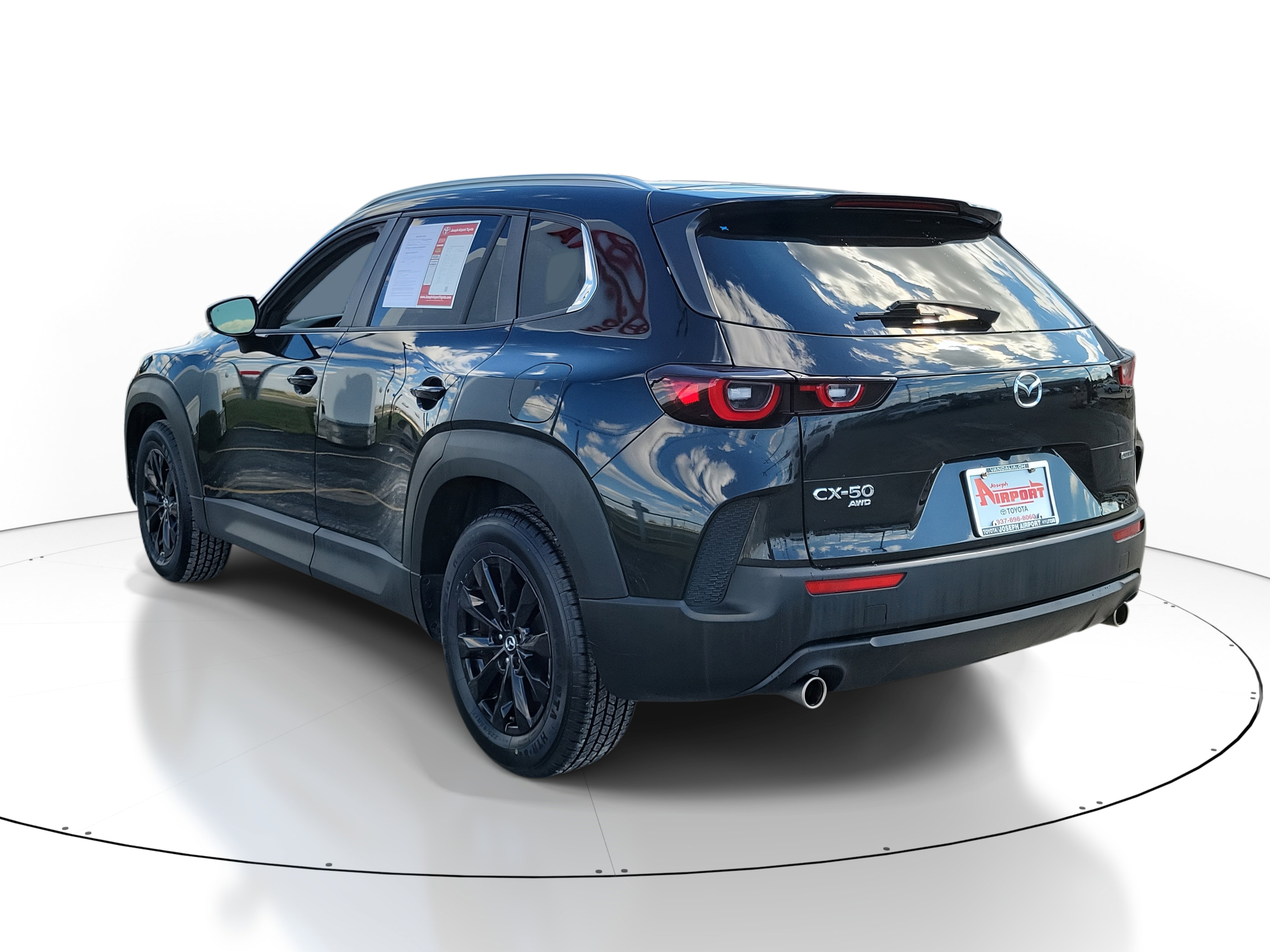 2024 Mazda CX-50 2.5 S Preferred photo 3