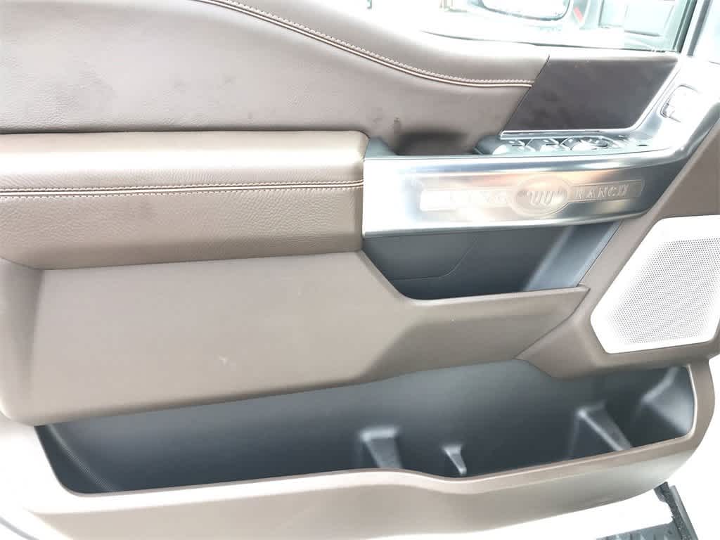 2025 Ford F-350 King Ranch photo 13