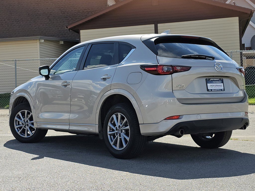 2024 Mazda CX-5 2.5 Select photo 16