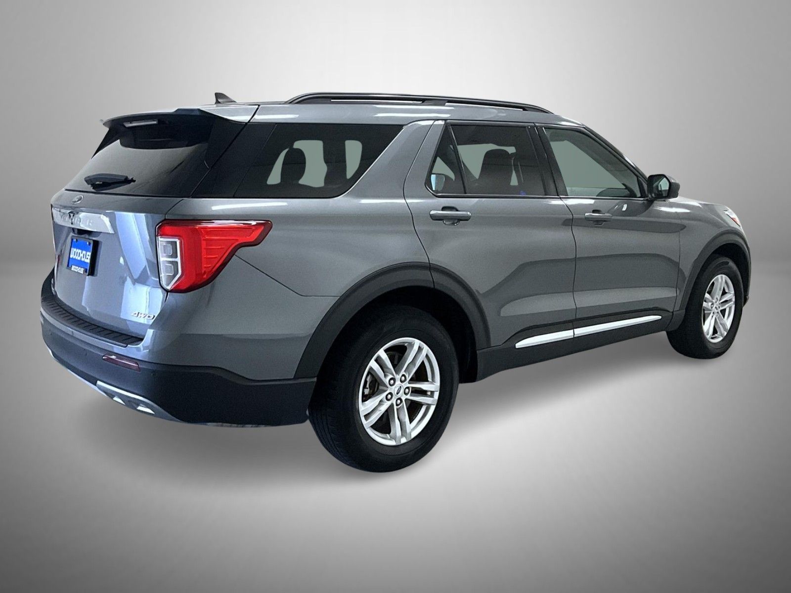 2023 Ford Explorer XLT photo 2