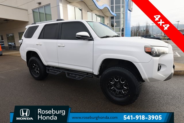 2016 Toyota 4Runner Trail Premium's photo