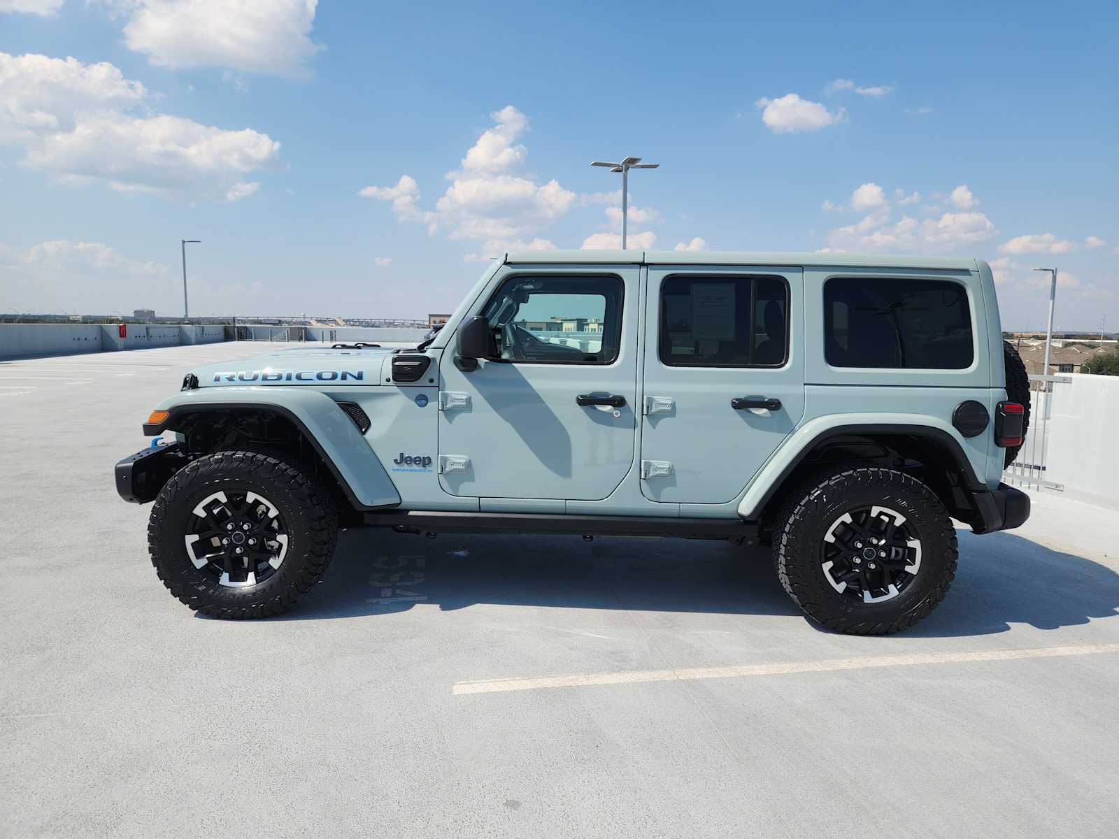 2024 Jeep Wrangler 4xe Rubicon X photo 4