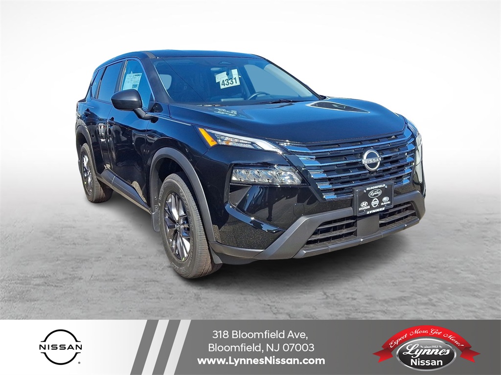 2026 Nissan Rogue S's photo