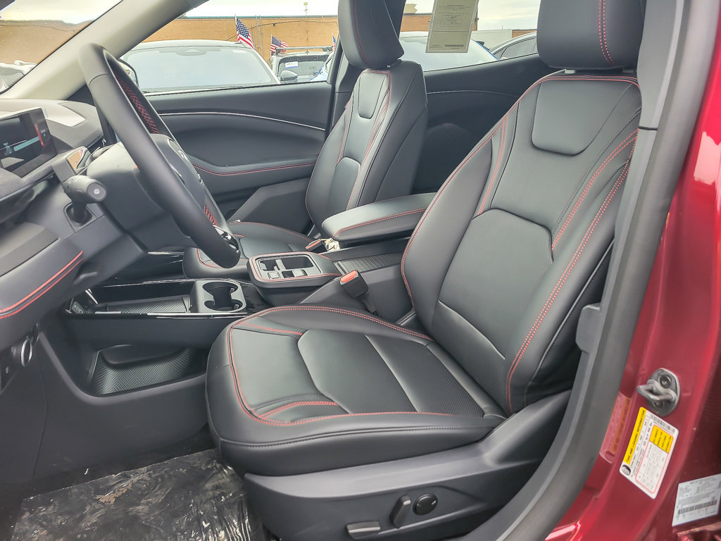 2025 FORD MUSTANG MACH-E - Image 9