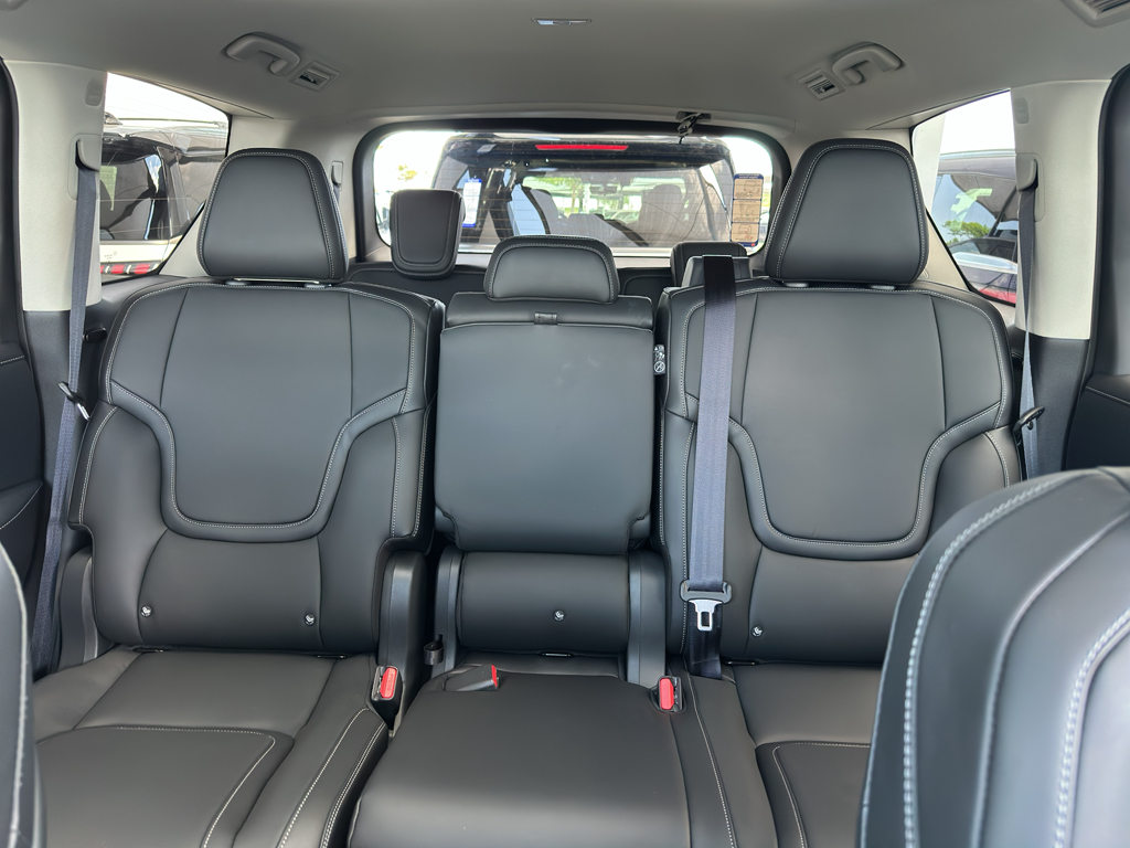 2025 Infiniti QX80 Pure photo 24