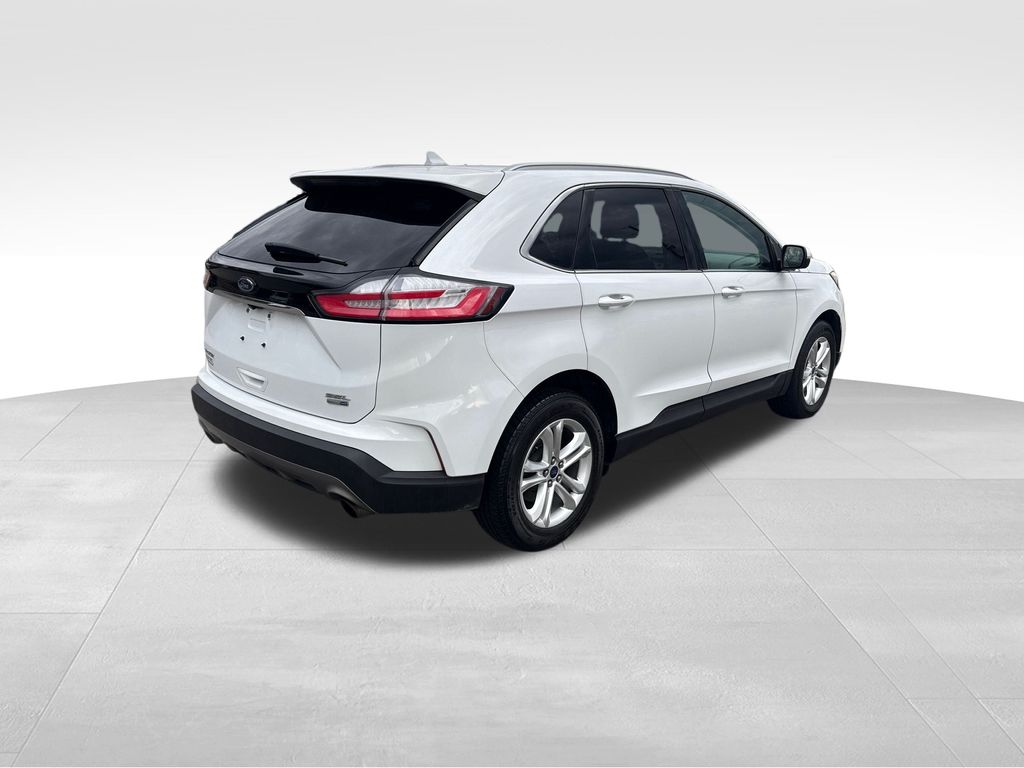2019 Ford Edge SEL photo 4