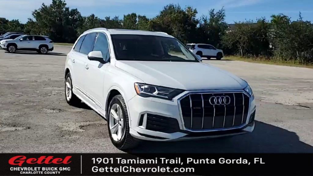 2022 Audi Q7 Premium's photo
