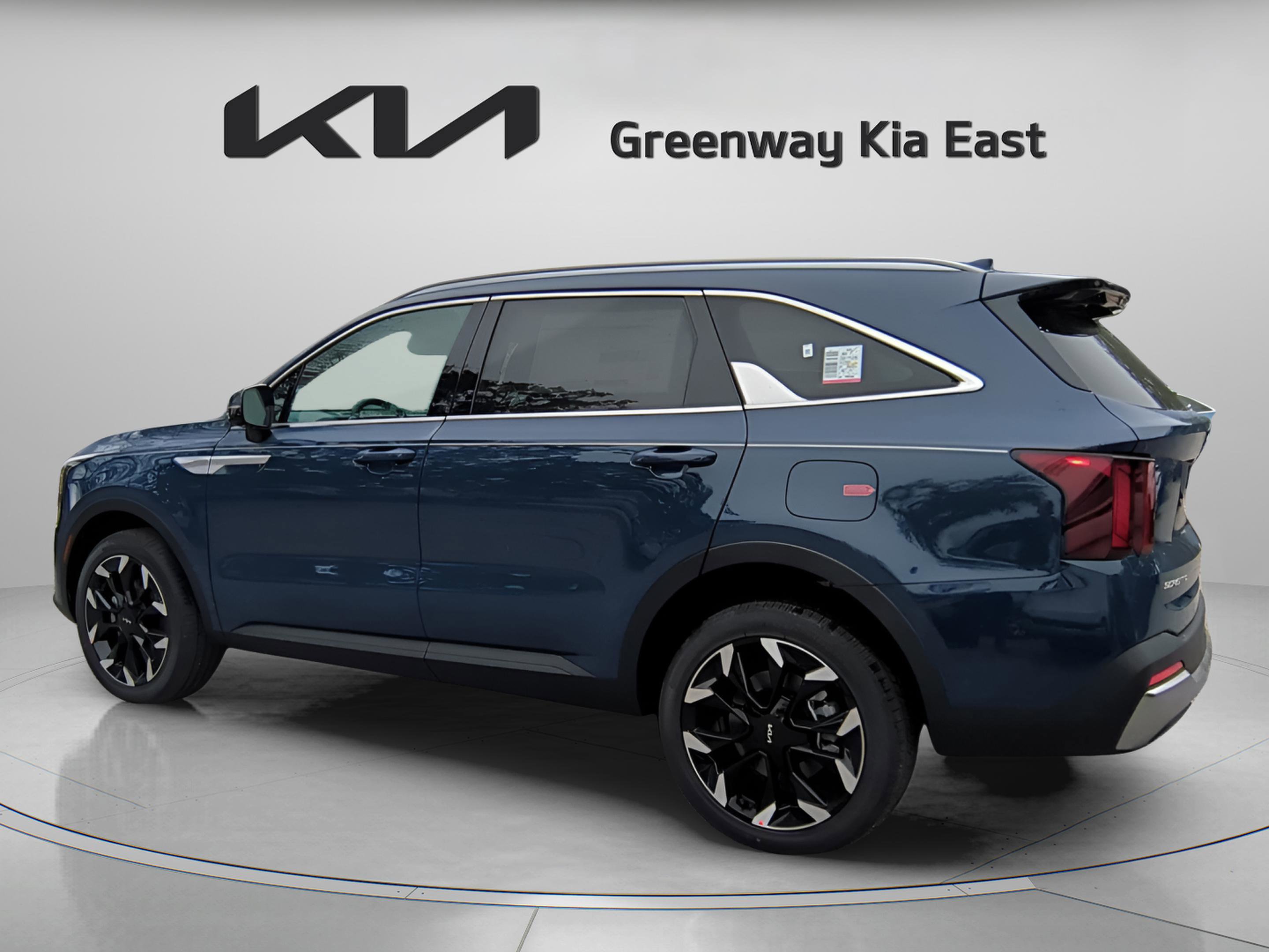 2025 Kia Sorento EX photo 3