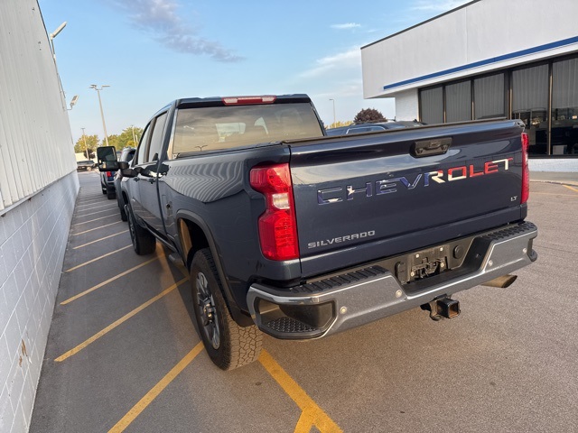 2022 Chevrolet Silverado 2500HD LT photo 7