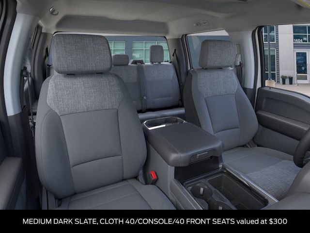 2025 Ford F-350 XLT photo 4