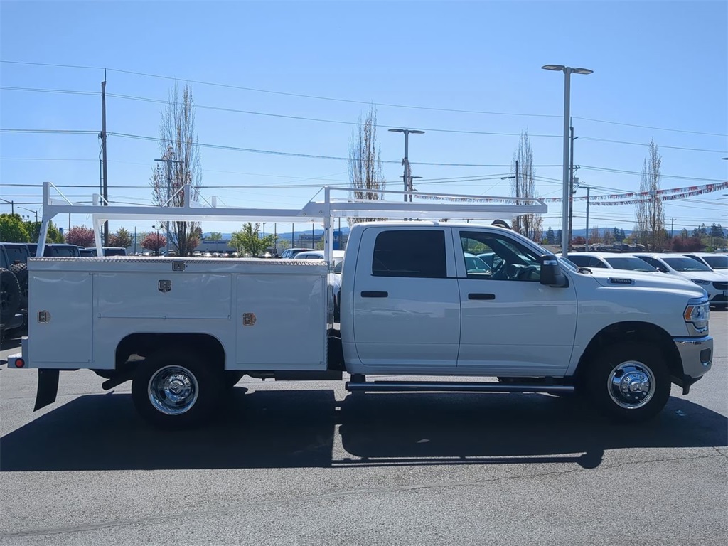2024 Ram 3500 Tradesman photo 5