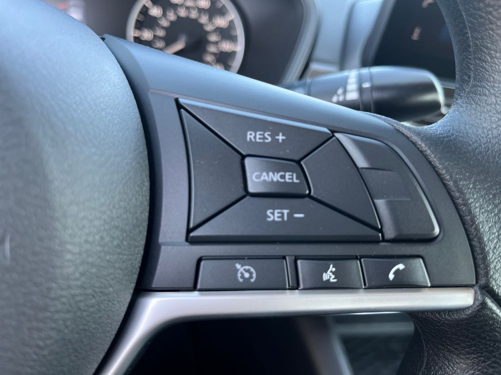 2025 Nissan Altima SV photo 10