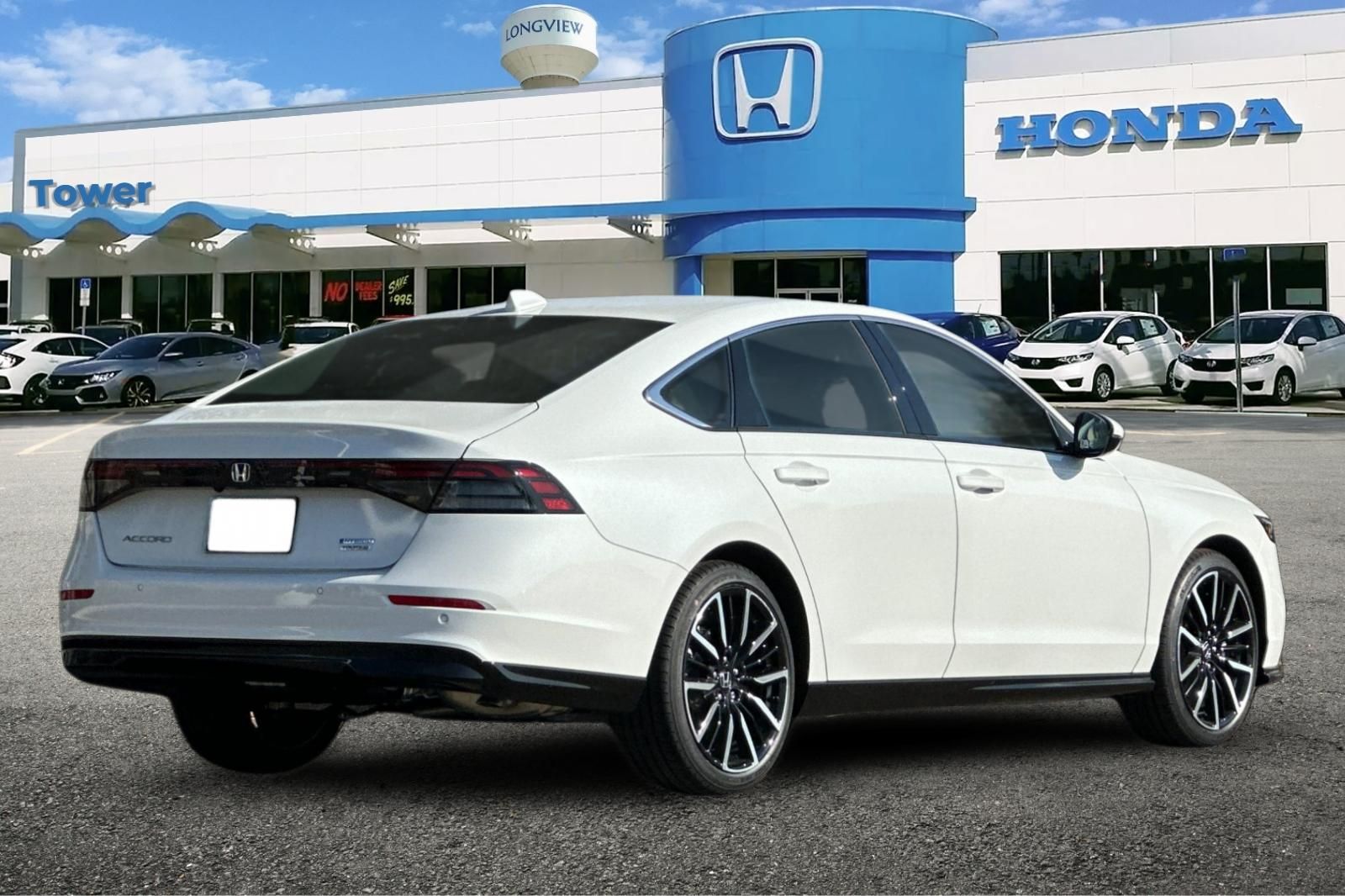 2025 Honda Accord Hybrid Touring photo 2