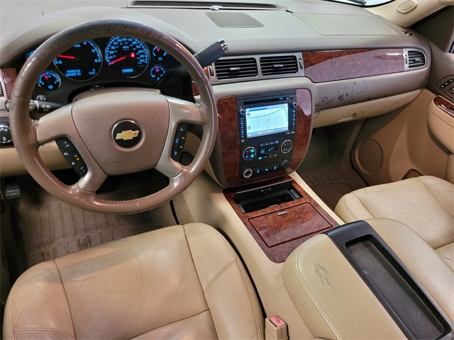2012 Chevrolet Suburban 1500 LTZ photo 8