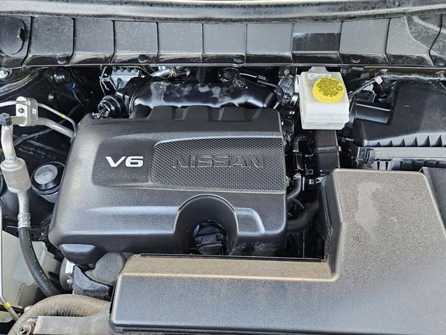 2023 Nissan Pathfinder SL photo 18