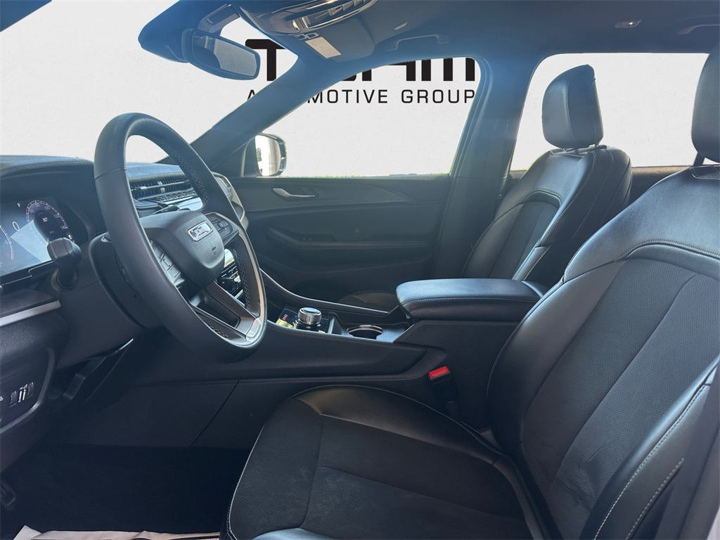 2024 Jeep Grand Cherokee Altitude photo 22