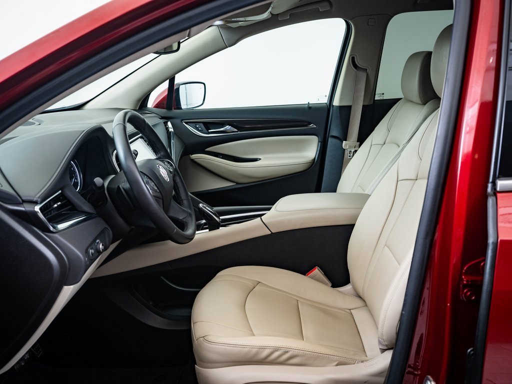 2021 Buick Enclave Essence photo 3