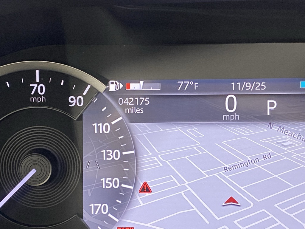 2023 Jaguar F-PACE P250 S photo 12