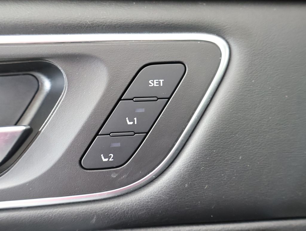 2021 Nissan Rogue SL photo 6