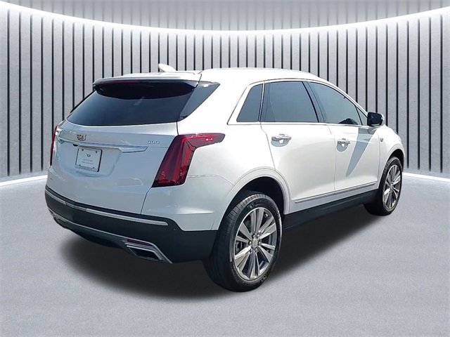 2025 Cadillac XT5 Premium Luxury photo 3