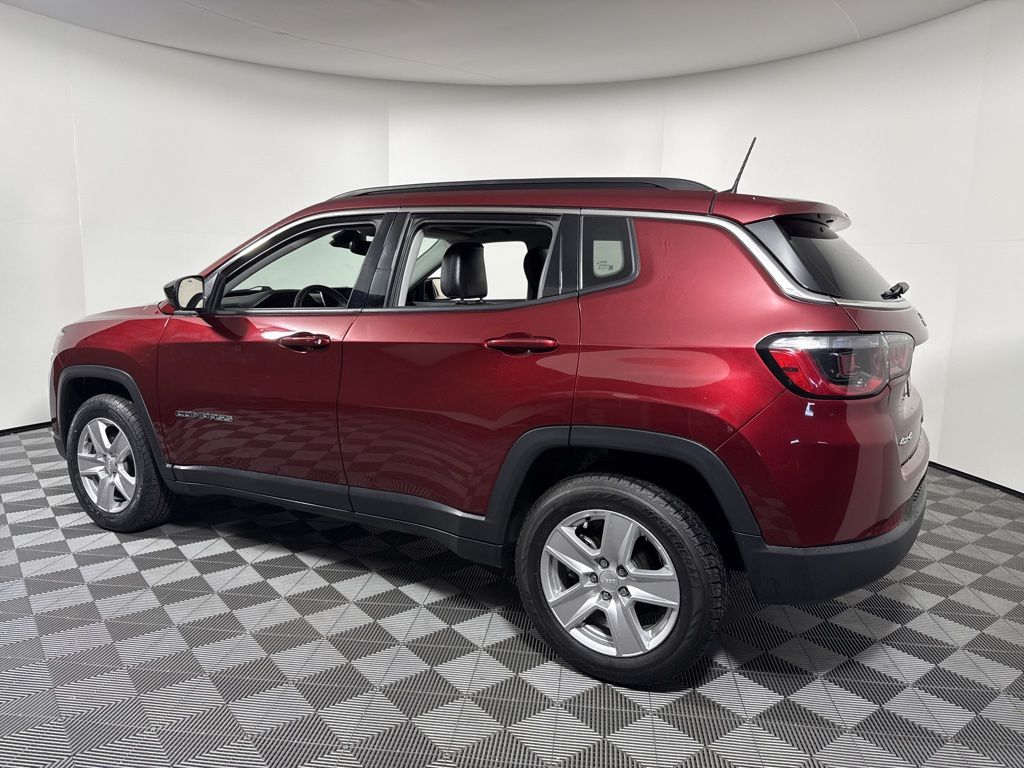 2022 Jeep Compass North Edition Latitude photo 2