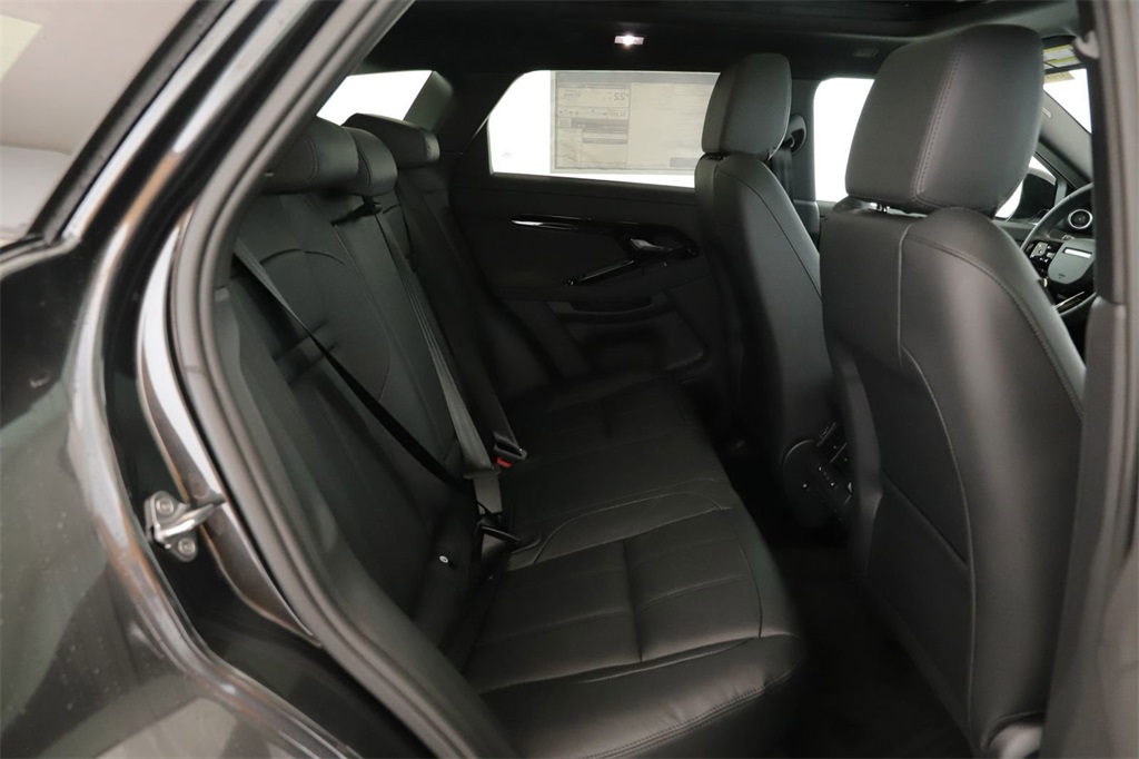 2024 Land Rover Range Rover Evoque Dynamic SE photo 17