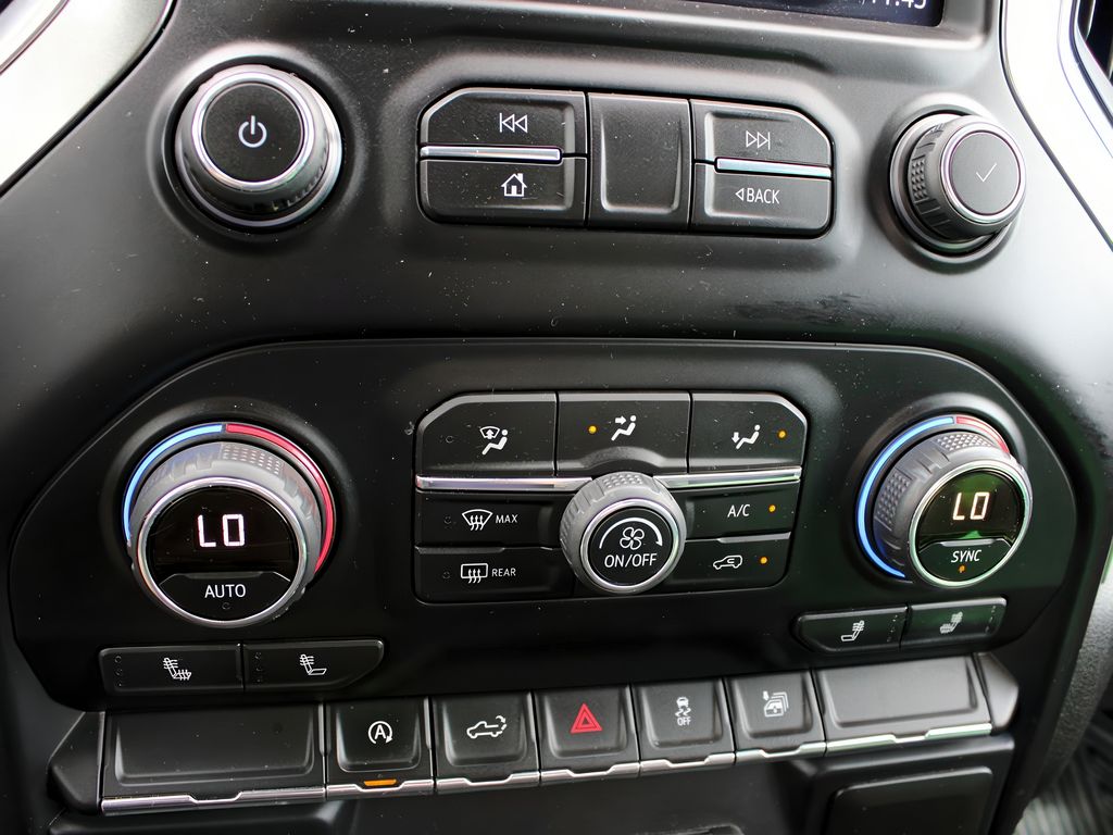 2019 Chevrolet Silverado 1500 RST photo 22