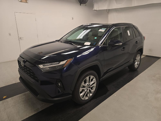 2025 Toyota RAV4 XLE Premium's photo
