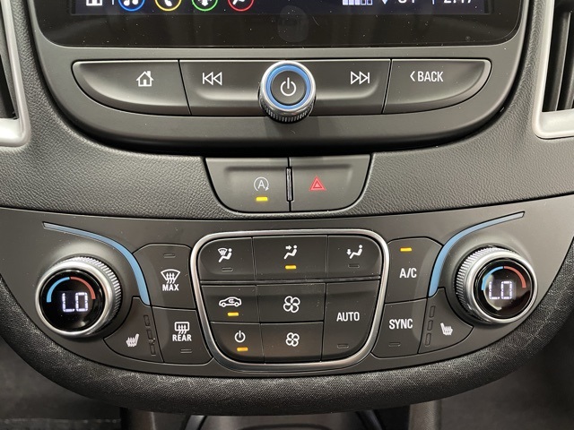 2025 Chevrolet Malibu 1LT photo 4
