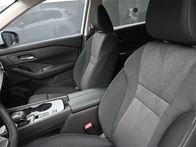 2026 Nissan Rogue SV photo 25