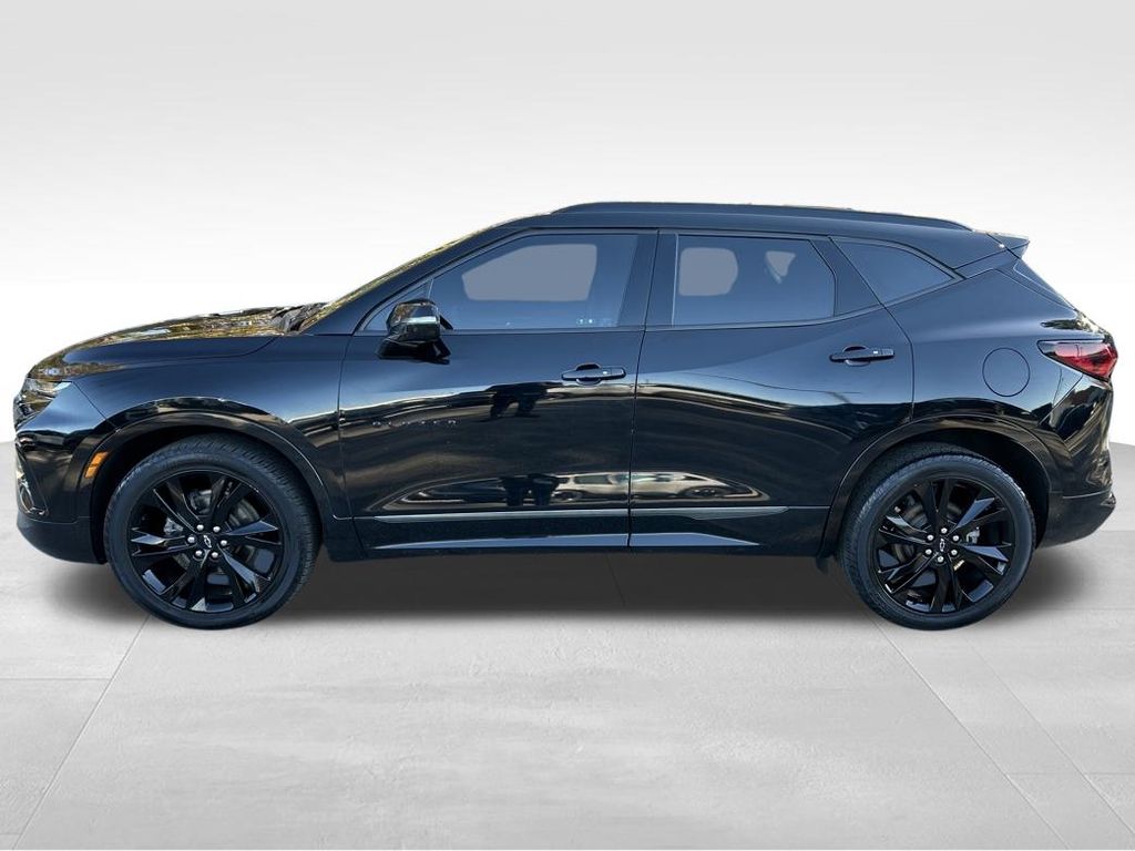 2022 Chevrolet Blazer RS photo 2