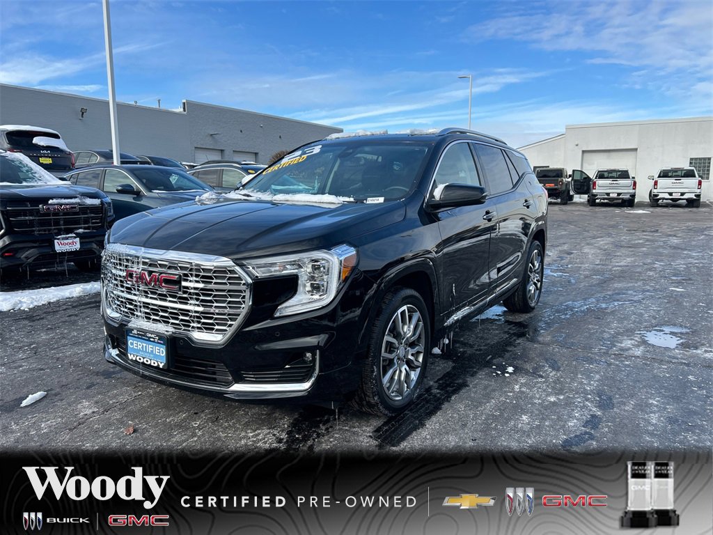 2023 GMC TERRAIN - Image 3