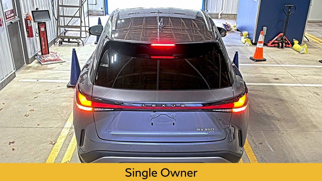 2023 Lexus RX 350 Premium photo 2