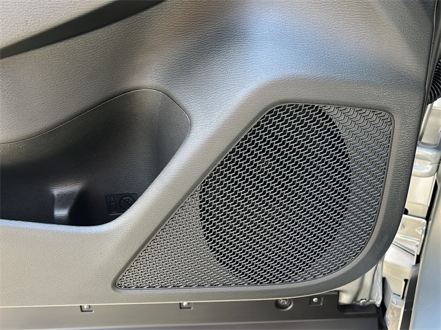 2025 Mitsubishi Outlander PHEV SEL photo 10