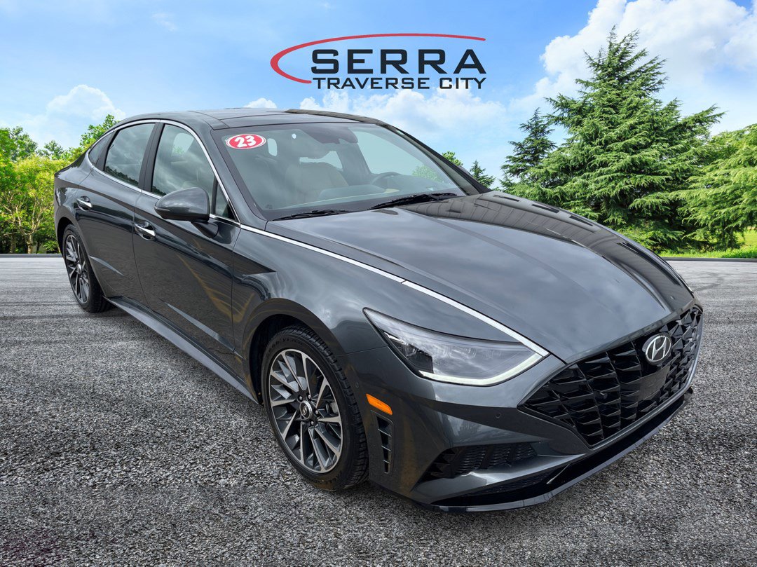 2023 Hyundai Sonata Limited photo 3