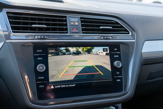 2021 Volkswagen Tiguan SE photo 21