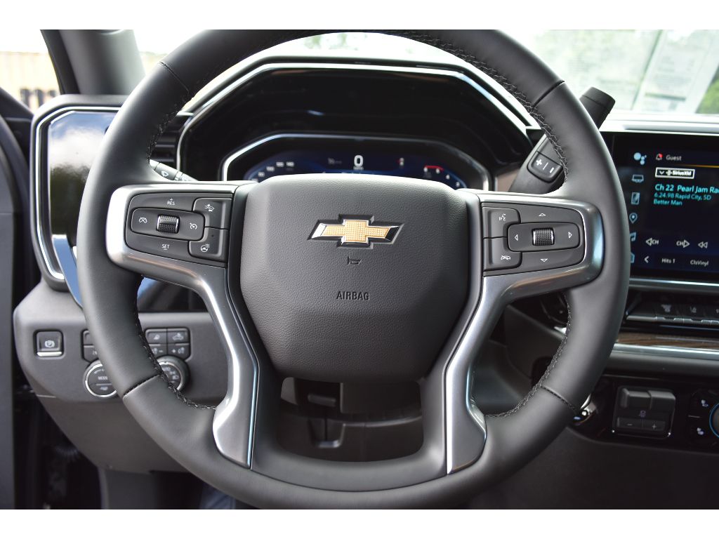 2025 Chevrolet Silverado 2500HD LT photo 19