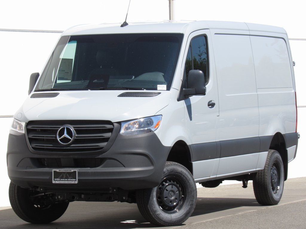 2025 Mercedes-Benz Sprinter Cargo Van Base's photo