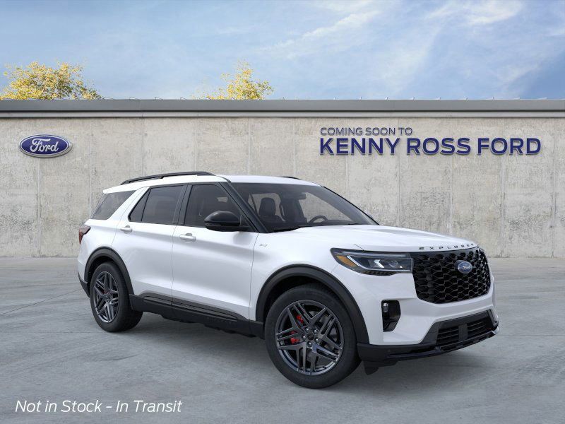 2025 Ford Explorer ST-Line photo 7