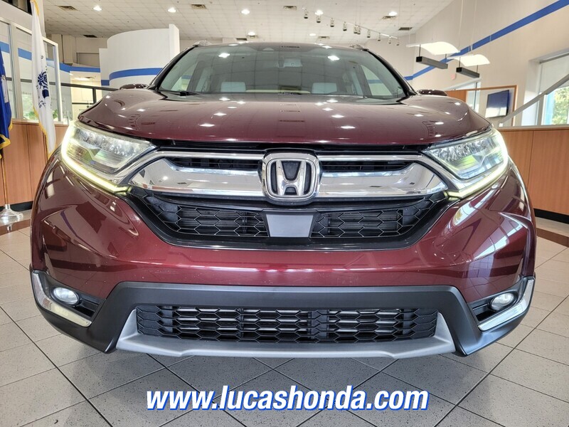 2017 Honda CR-V Touring photo 2