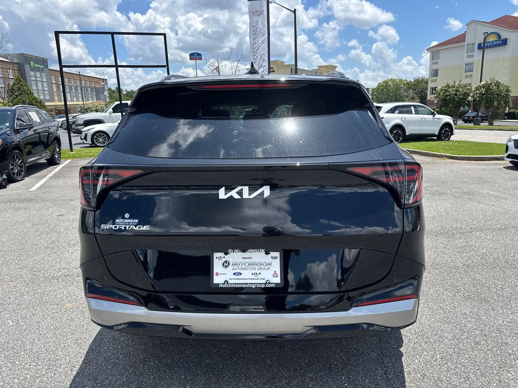 2026 Kia Sportage photo 3