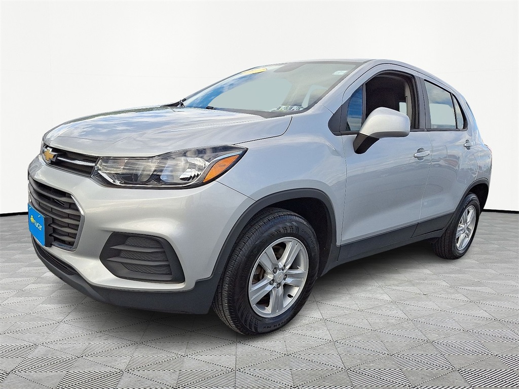 2017 Chevrolet Trax LS photo 3