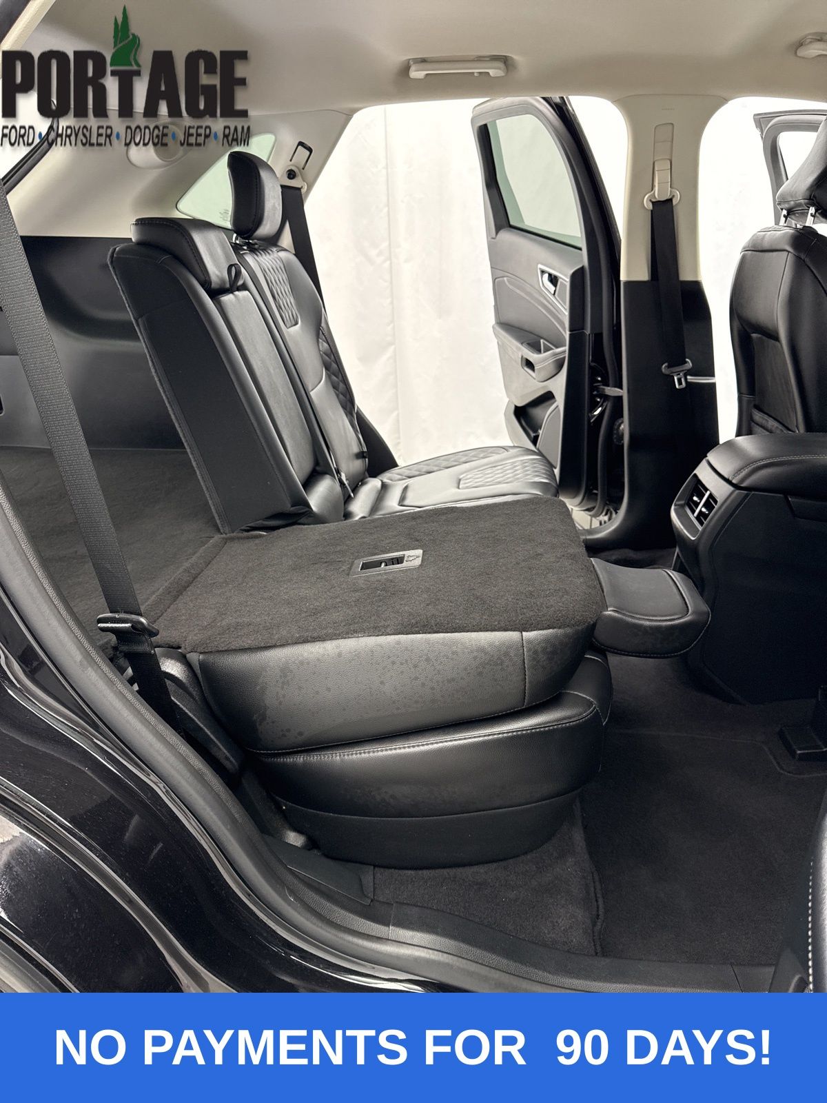 2024 Ford Edge Titanium photo 30