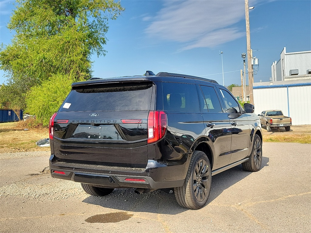 2025 Ford Expedition Platinum photo 5