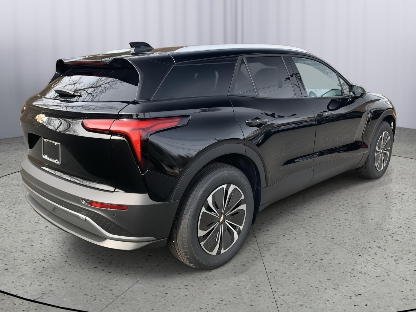 2025 Chevrolet Blazer EV photo 8