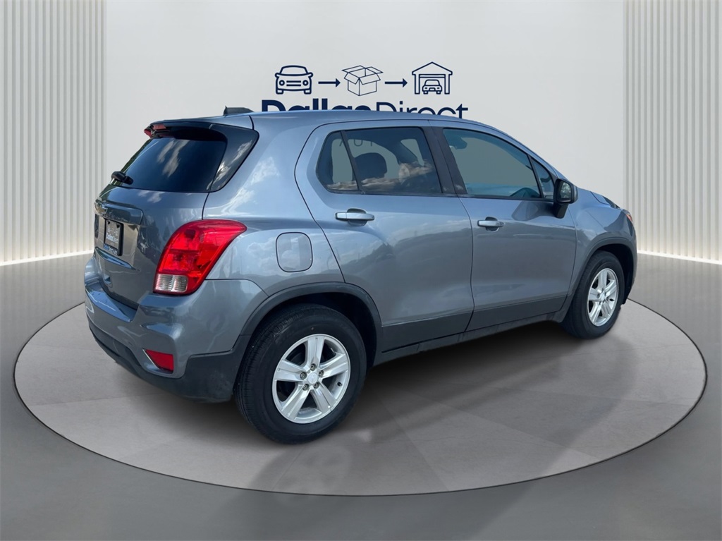 2020 Chevrolet Trax LS photo 5