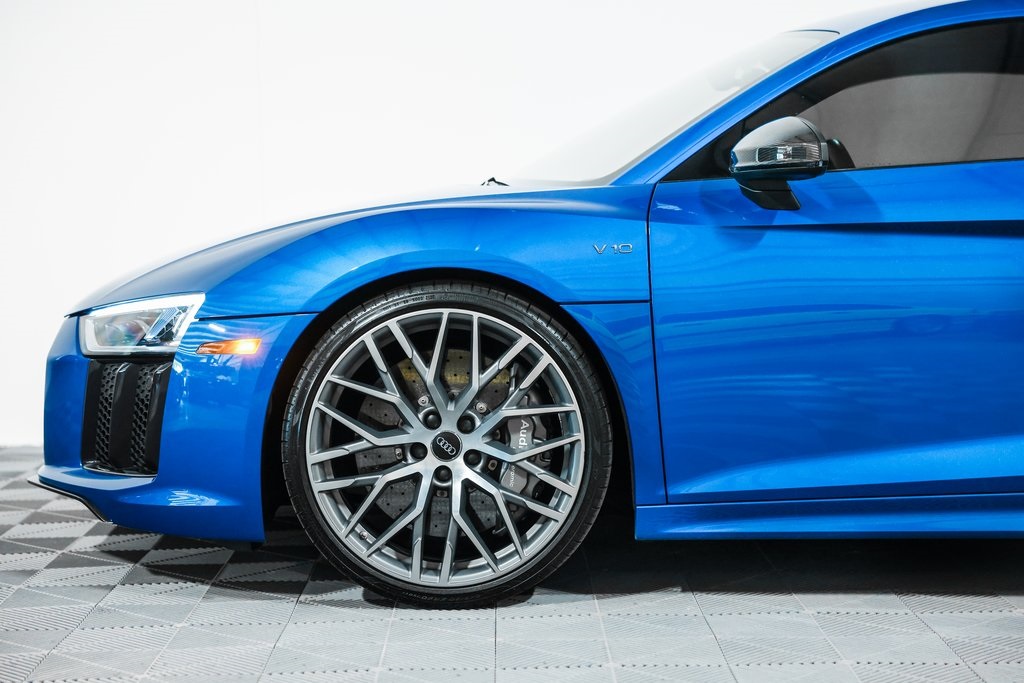2017 Audi R8 V10 Plus Coupe photo 13