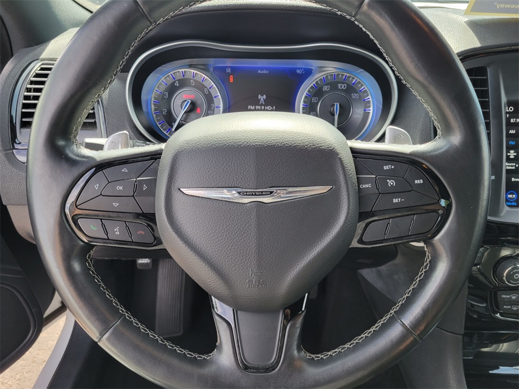 2021 Chrysler 300 S photo 17