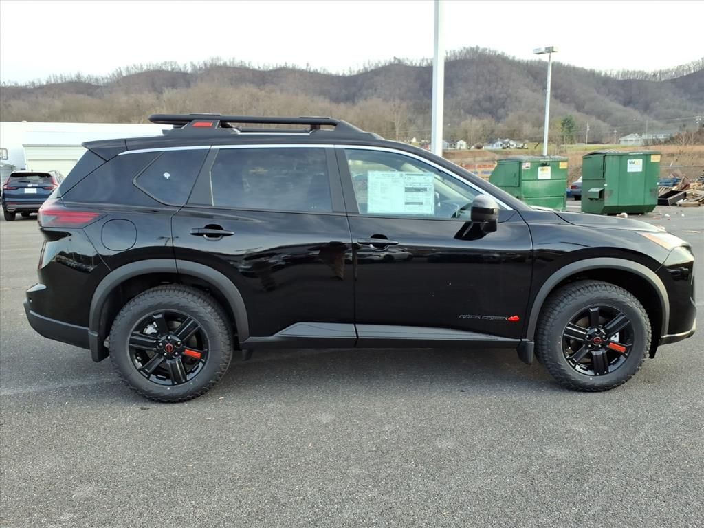 2026 Nissan Rogue SV photo 2